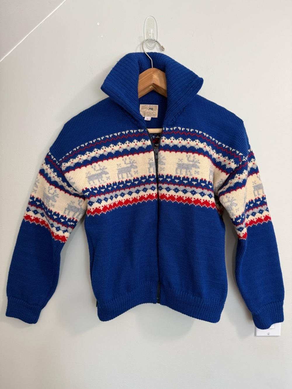 Wapiti Woolies Cardigan handmade in Greenwater, Washington